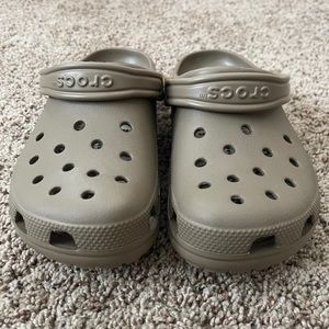 Crocs